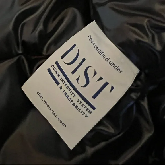 Moncler Zubair Zip-up Jacket Red Size 1 New - Picture 13 of 16